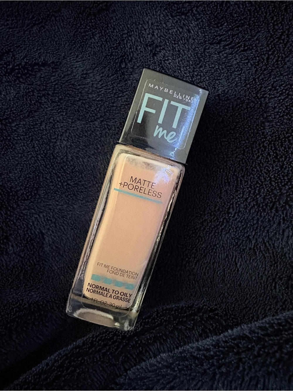Maybelline Fit Me Matte + Poreless Foundation in 242